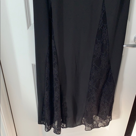 Gorgeous Black Full Length Dress - Picture 3 of 3